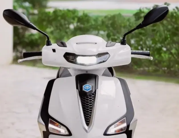 Piaggio Liberty 125cc Motorcycle mang sức mạnh linh hoạt và phong cách đô thị, lý tưởng cho mọi hành trình hàng ngày!