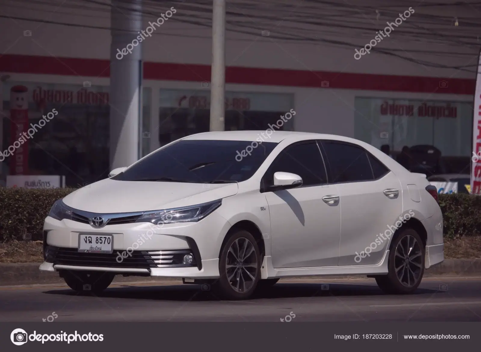 Toyota Corolla Altis Urban Vehicle lý tưởng cho thành phố với sự linh hoạt, dễ dàng di chuyển và an toàn tối đa hàng ngày.