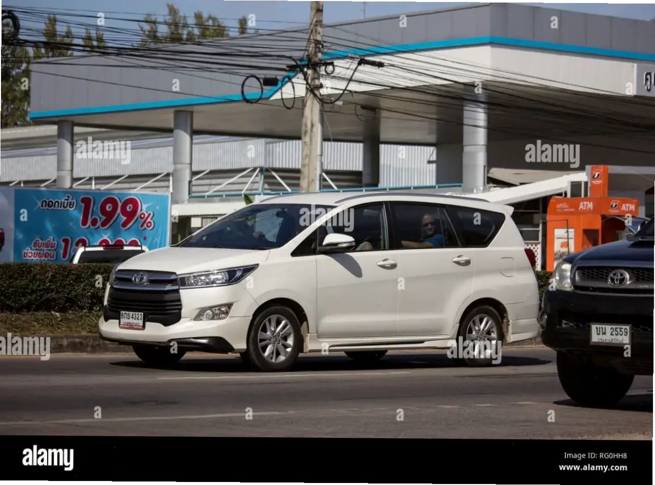 Toyota Innova Premium MPV: Nội thất sang trọng, công nghệ cao cấp, lựa chọn hoàn hảo cho gia đình!