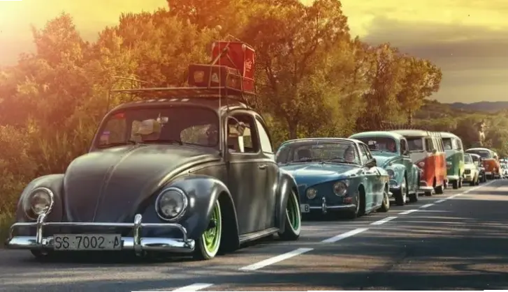Volkswagen Beetle Classic Car là huyền thoại retro, mang phong cách bất hủ và sự bền vững vượt thời gian.