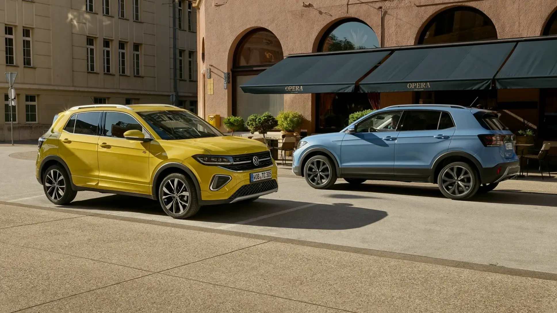 Volkswagen T-Cross Sport SUV: Thiết kế thể thao, hiệu suất cao, mang lại cảm giác lái phấn khích và phong cách mạnh mẽ.