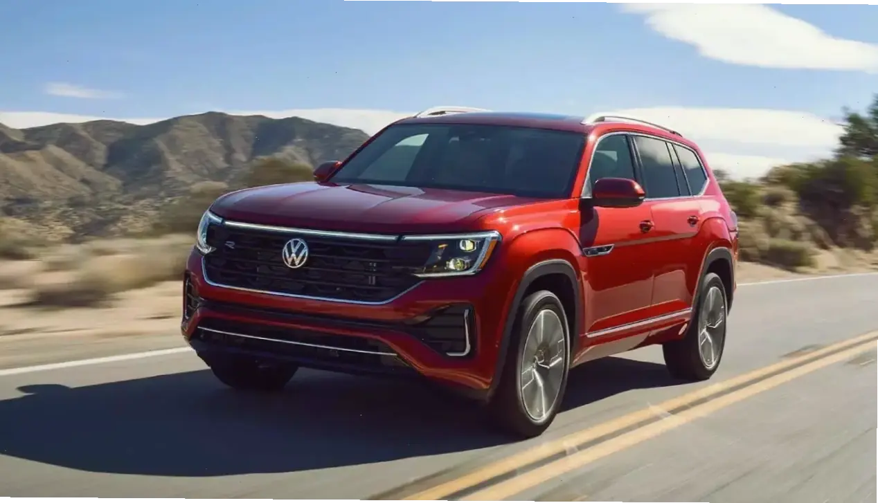 Volkswagen Teramont 2.0L Engine kết hợp sức mạnh động cơ và tiết kiệm nhiên liệu cho hành trình dài.