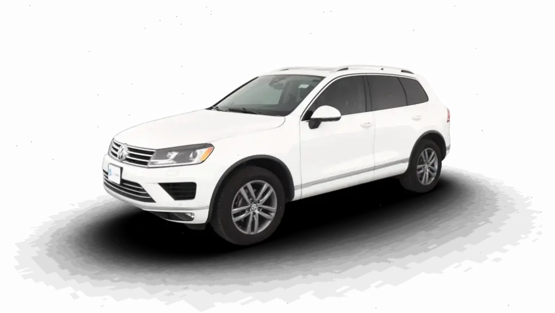Volkswagen Touareg Sport SUV: Thiết kế thể thao, tốc độ mạnh mẽ cho những chuyến phiêu lưu.