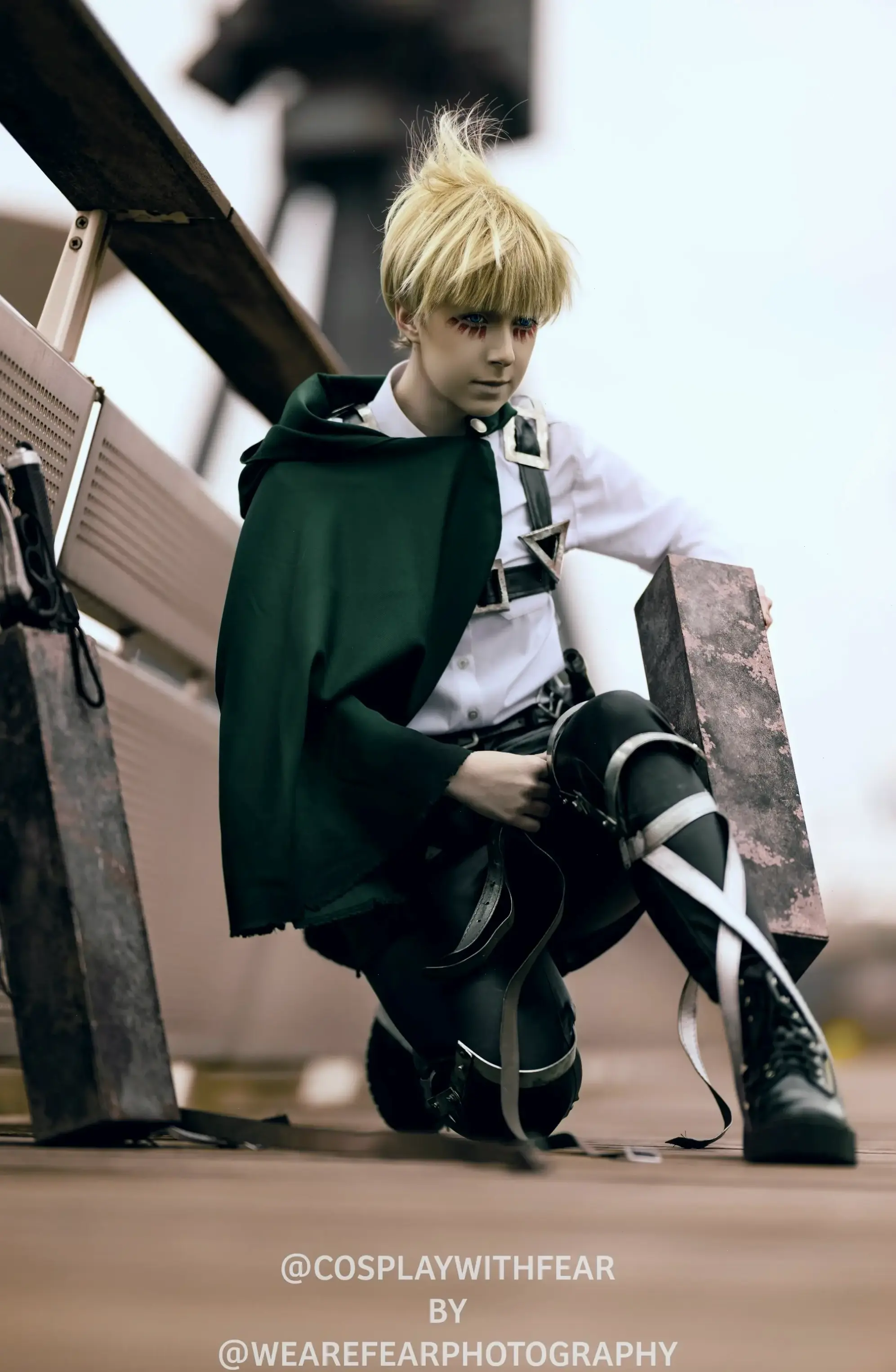 Armin Arlert: Chàng trai thông minh, dũng cảm trong Attack on Titan, với chiến lược cứu nhân loại.