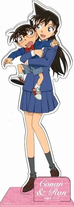 Conan and Ran thể hiện tình bạn và tình yêu chân thành, giữa những vụ án nguy hiểm, làm nên sức hút cảm xúc của series.