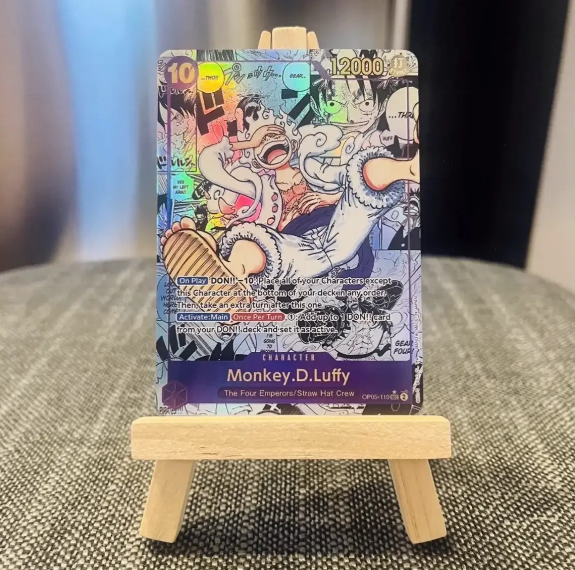 Luffy manga rare là các phiên bản đặc biệt của manga One Piece dành cho fan sưu tầm.